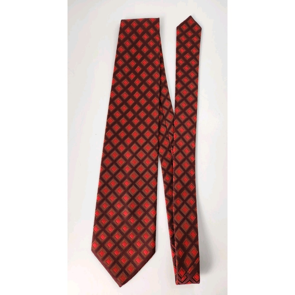 Hardy Amies Men's Tie Deep Red with Geometric Pattern Vintage‎ 56"x4"